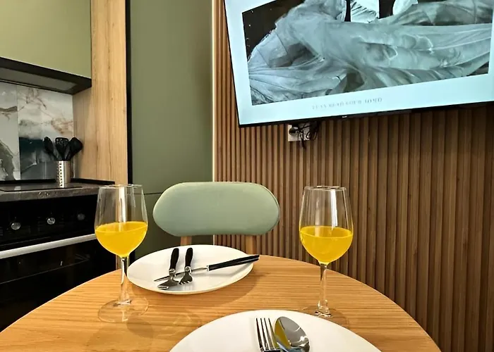 Seaside Escape * Golem (Tirana)